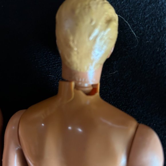 Vintage Ken Dolls '58, '88, '91, '83 and Clothing Mattel - Picture 6 of 16